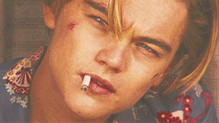 Leonardo Dicaprio GIF. Roken Leonardo dicaprio Gifs Filmsterren Haarflip 
