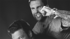 Maroon 5 GIF. Artiesten Gifs Adam levine Maroon 5 The voice 