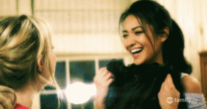 Ashley Benson GIF. Gifs Filmsterren Ashley benson  Hanna marin Ashley benson s Hanna marin s 